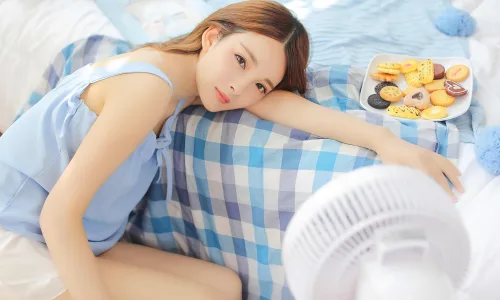 【86】美女壁纸 日常 写真 性感 写真 性感 休闲  4K 超清壁纸4800_3200@青蛙壁纸-笨猫小站