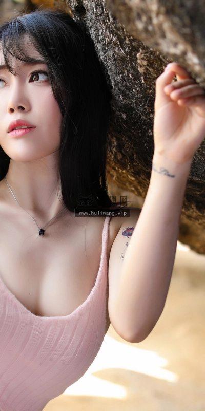 【113】美女壁纸 性感 写真 兜豆靓  4K 超清壁纸3840_2160@青蛙壁纸-笨猫小站