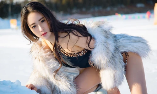 【180】美女壁纸 性感 写真 模特 穆菲菲 雪地  4K 超清壁纸3840_2160@青蛙壁纸-笨猫小站
