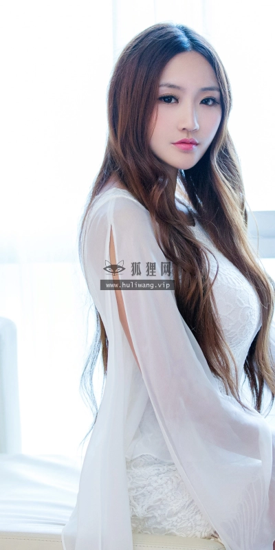 【204】美女壁纸 性感 写真 模特 王明明 居家  4K 超清壁纸3840_2160@青蛙壁纸-笨猫小站