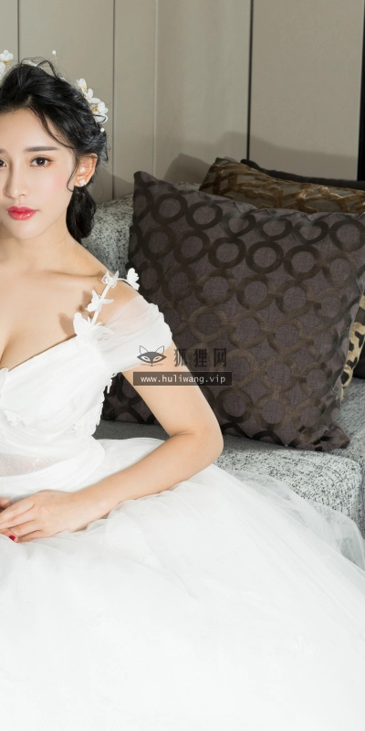 【215】美女壁纸 性感 写真 模特 小西 白色 婚纱  4K 超清壁纸3840_2160@青蛙壁纸-笨猫小站