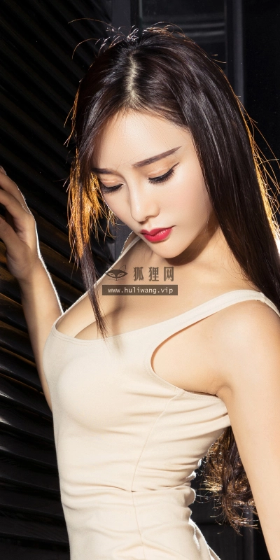 【219】美女壁纸 性感 写真 模特 小西  4K 超清壁纸3840_2160@青蛙壁纸-笨猫小站