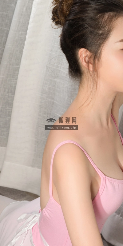 【240】美女壁纸 性感 写真 杨暖 芭蕾舞  4K 超清壁纸3840_2160@青蛙壁纸-笨猫小站