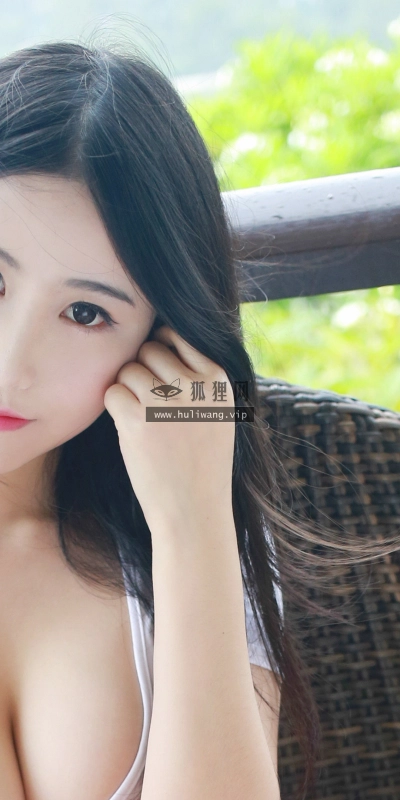 【242】美女壁纸 性感 写真 发 清纯 谢芷馨  4K 超清壁纸3840_2160@青蛙壁纸-笨猫小站