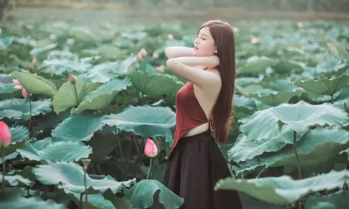 【262】美女壁纸 户外 写真  4K 超清壁纸5472_3648@青蛙壁纸-笨猫小站