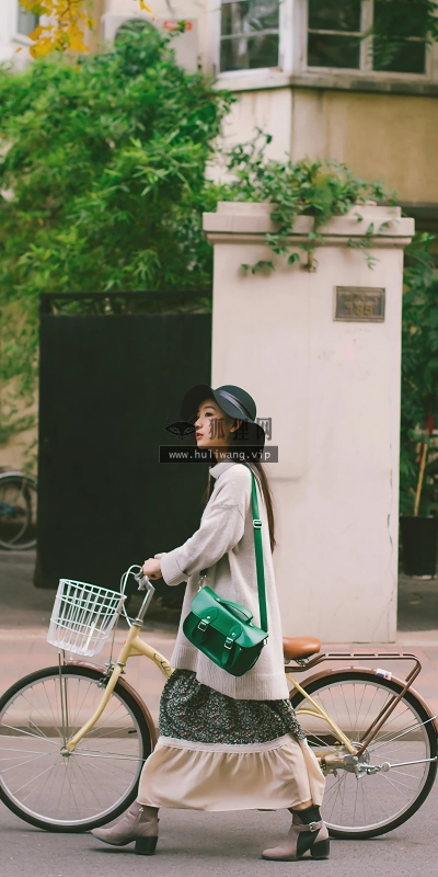 【2073】美女壁纸 写真 唯美  4K 超清壁纸3840_2400@青蛙壁纸-笨猫小站
