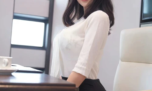 【3788】美女壁纸  2K 高清壁纸1280_1860@青蛙壁纸-笨猫小站