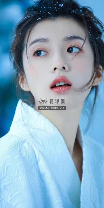 【3814】美女壁纸  4K 超清壁纸1242_2688@青蛙壁纸-笨猫小站
