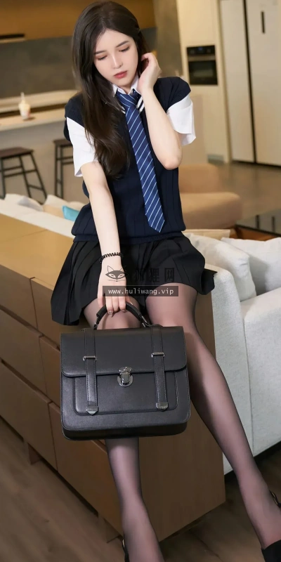 【5229】美女壁纸  4K 超清壁纸1080_2337@青蛙壁纸-笨猫小站