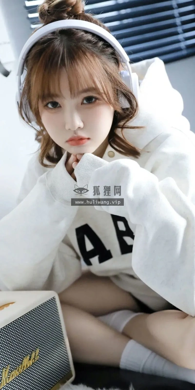 【5566】美女壁纸  4K 超清壁纸1080_2337@青蛙壁纸-笨猫小站