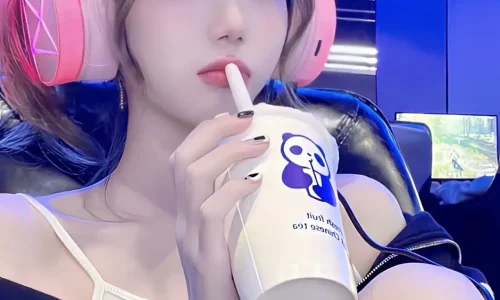 【5685】美女壁纸  4K 超清壁纸1280_2773@青蛙壁纸-笨猫小站