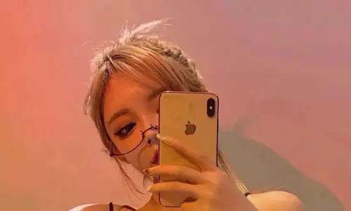 【6122】人物美女壁纸 明星  2K 高清壁纸1088_1920@青蛙壁纸-笨猫小站