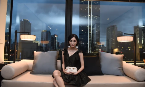 【6548】美女人物壁纸 明星 演员 古力娜扎  4K 超清壁纸4928_3280@青蛙壁纸-笨猫小站