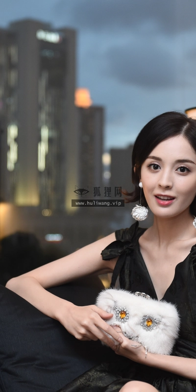 【6553】美女人物壁纸 明星 演员 古力娜扎  4K 超清壁纸4928_3280@青蛙壁纸-笨猫小站