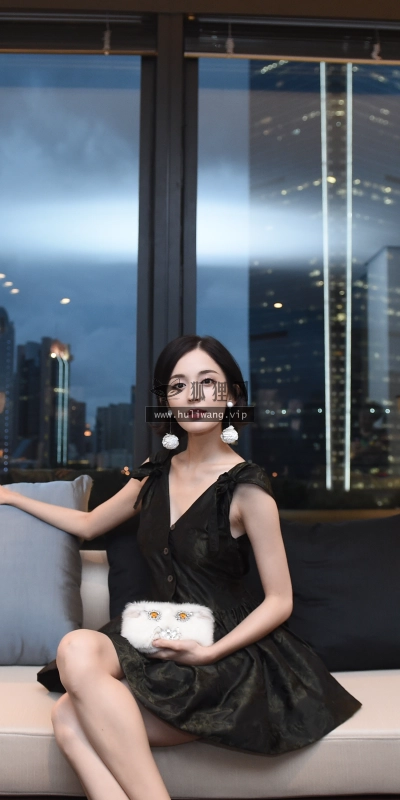【6568】美女人物壁纸 明星 演员 古力娜扎  4K 超清壁纸4928_3280@青蛙壁纸-笨猫小站