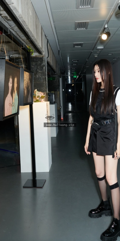 【6628】美女人物壁纸 明星 张天爱 演员  8K 超清壁纸6720_4480@青蛙壁纸-笨猫小站