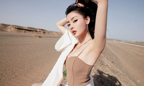 【6637】美女人物壁纸 明星 张天爱 演员  4K 超清壁纸3502_2334@青蛙壁纸-笨猫小站