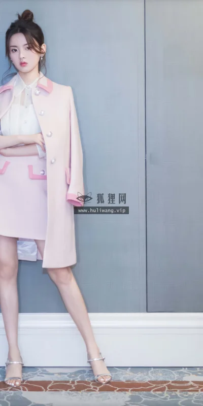 【6683】美女人物壁纸 明星 歌手 演员 杨超越  4K 超清壁纸4096_2304@青蛙壁纸-笨猫小站