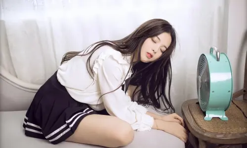 【6689】美女人物壁纸 明星 歌手 演员 杨超越  1080P 高清壁纸1920_1280@青蛙壁纸-笨猫小站