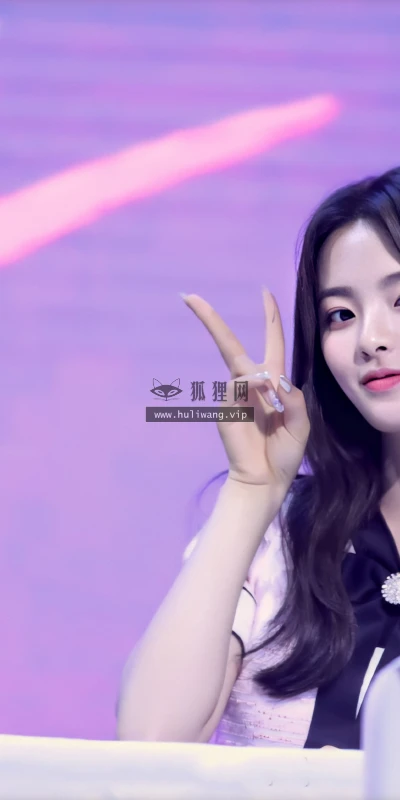 【6708】美女人物壁纸 明星 歌手 演员 杨超越  4K 超清壁纸3240_2160@青蛙壁纸-笨猫小站