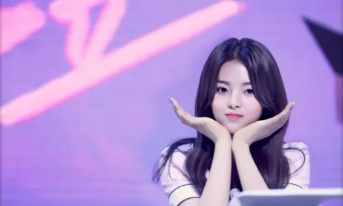 【6712】美女人物壁纸 明星 歌手 演员 杨超越  4K 超清壁纸3240_2160@青蛙壁纸-笨猫小站