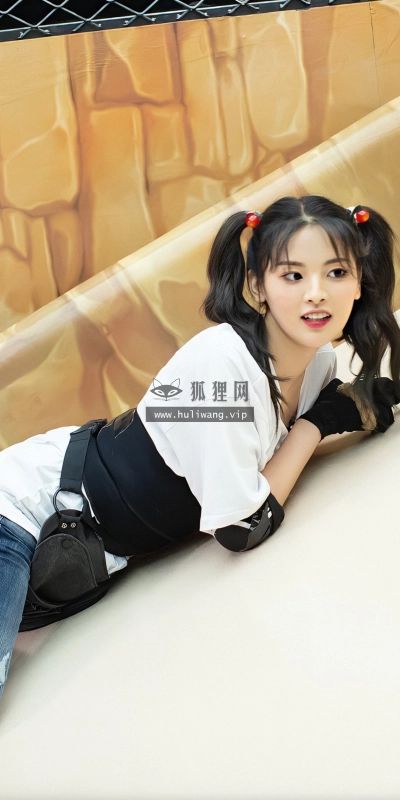 【6726】美女人物壁纸 明星 歌手 演员 杨超越  4K 超清壁纸3685_2261@青蛙壁纸-笨猫小站