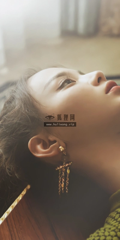 【6733】美女人物壁纸 明星 歌手 演员 杨超越  4K 超清壁纸3960_2610@青蛙壁纸-笨猫小站