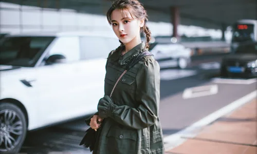 【6738】美女人物壁纸 明星 歌手 演员 杨超越  4K 超清壁纸3240_2160@青蛙壁纸-笨猫小站