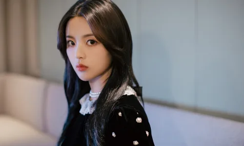【6758】美女人物壁纸 明星 歌手 演员 杨超越  4K 超清壁纸6336_4224@青蛙壁纸-笨猫小站