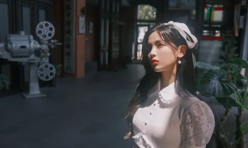 【6769】美女人物壁纸 明星 歌手 演员 杨超越  4K 超清壁纸6240_4160@青蛙壁纸-笨猫小站