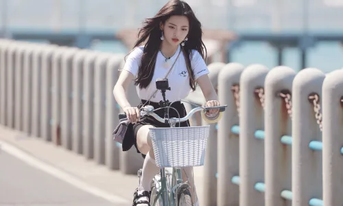 【6778】美女人物壁纸 明星 歌手 演员 杨超越  4K 超清壁纸5742_3828@青蛙壁纸-笨猫小站