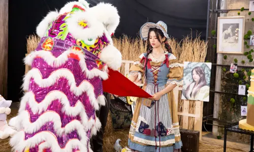 【6804】美女人物壁纸 明星 歌手 演员 杨超越  4K 超清壁纸5760_3840@青蛙壁纸-笨猫小站