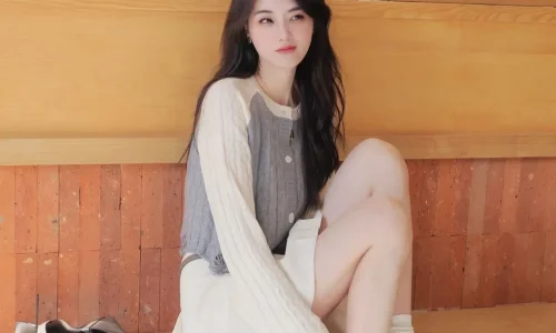 【7399】美女壁纸  2K 高清壁纸1280_1707@青蛙壁纸-笨猫小站