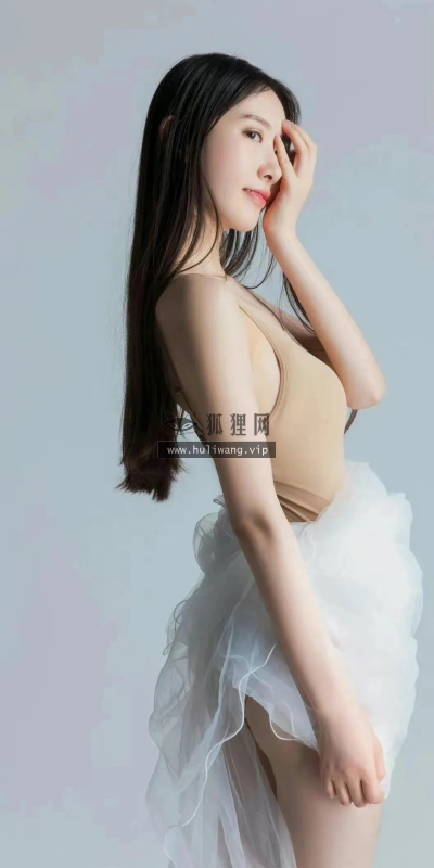 【7570】美女壁纸  4K 超清壁纸1056_2286@青蛙壁纸-笨猫小站
