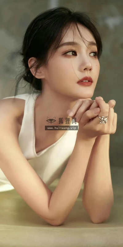 【7685】美女人物壁纸 明星 演员 李一桐  4K 超清壁纸1080_2340@青蛙壁纸-笨猫小站