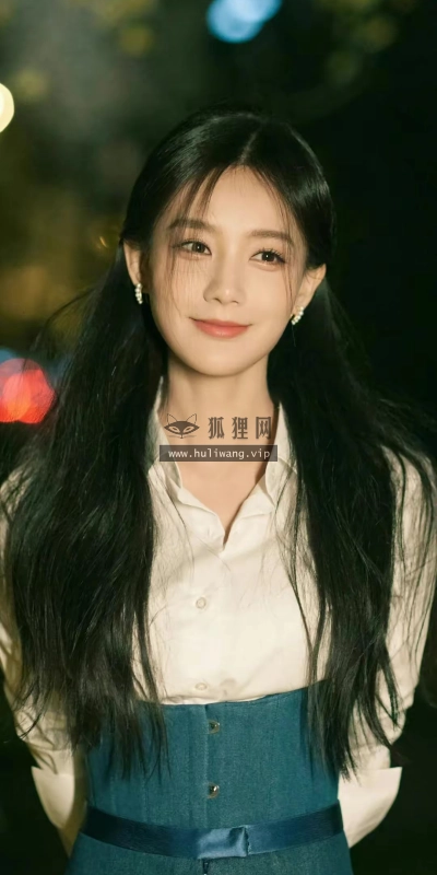 【7686】美女人物壁纸 明星 演员 李一桐  4K 超清壁纸1080_2340@青蛙壁纸-笨猫小站