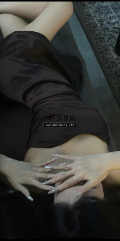 【7808】美女壁纸  2K 高清壁纸1280_1732@青蛙壁纸-笨猫小站