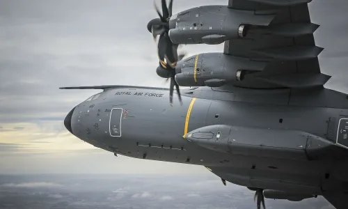【7945】军事壁纸 空客A400M 军用飞机 皇家空军  2K 高清壁纸2560_1440@青蛙壁纸-笨猫小站