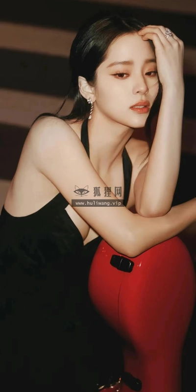 【8224】美女人物壁纸 明星 演员 欧阳娜娜  4K 超清壁纸1080_2342@青蛙壁纸-笨猫小站