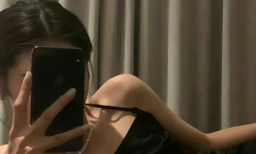【8770】其他壁纸  4K 超清壁纸1242_2688@青蛙壁纸-笨猫小站