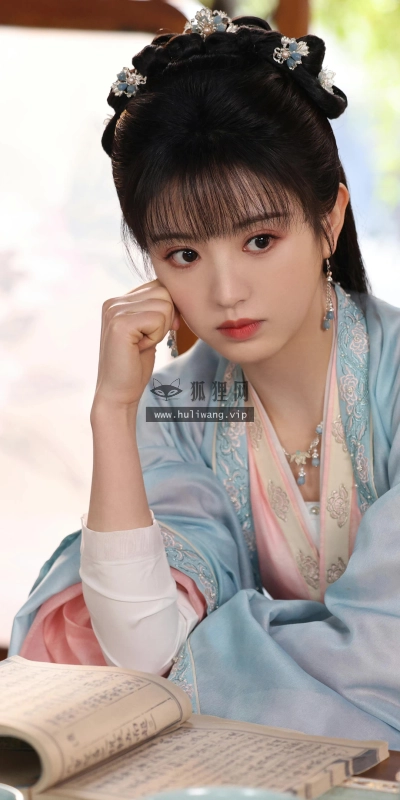 【8903】人物影视壁纸 电视剧 演员 明星 卿卿日常 田曦薇  4K 超清壁纸3840_2160@青蛙壁纸-笨猫小站