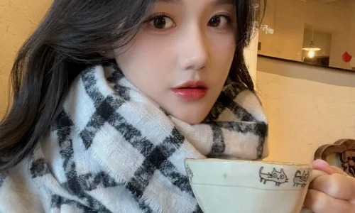 【9103】美女壁纸  2K 高清壁纸1440_1920@青蛙壁纸-笨猫小站