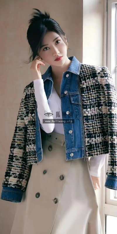 【9121】美女人物壁纸  2K 高清壁纸1080_1920@青蛙壁纸-笨猫小站