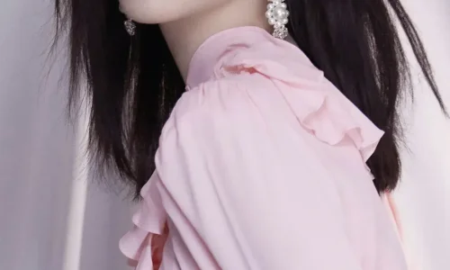 【9400】美女人物壁纸  4K 超清壁纸1080_2340@青蛙壁纸-笨猫小站