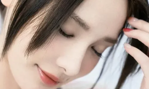 【9448】美女人物壁纸  1080P 高清壁纸640_1385@青蛙壁纸-笨猫小站