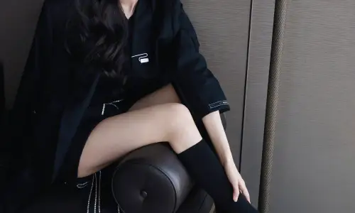 【9546】美女人物壁纸  8K 超清壁纸5464_7172@青蛙壁纸-笨猫小站