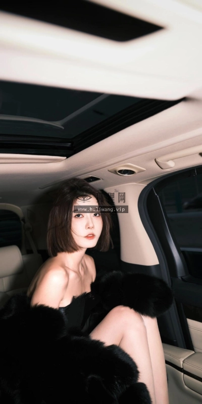 【9988】美女人物壁纸 网红 聂小雨  2K 高清壁纸1440_1920@青蛙壁纸-笨猫小站