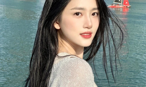【10003】美女人物壁纸 网红 潘敏  2K 高清壁纸1440_1920@青蛙壁纸-笨猫小站
