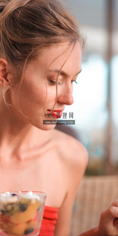 【19199】人物壁纸  4K 超清壁纸3840_2400@青蛙壁纸-笨猫小站