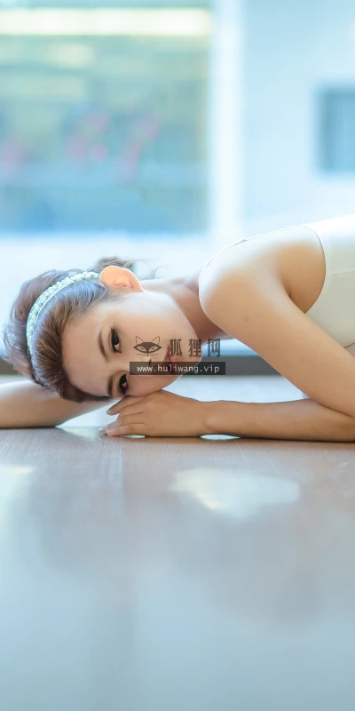 【20492】人物壁纸  2K 高清壁纸2560_1600@青蛙壁纸-笨猫小站